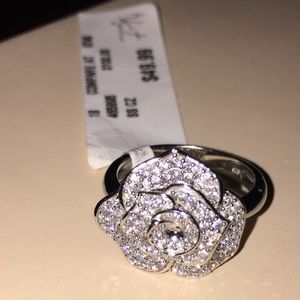Beautiful sterling silver rose ring (size 7.75)